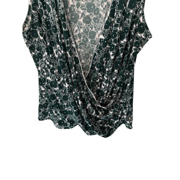 Eloquii Green White Plus Floral Print Work Office Faux Wrap Blouse Size 22/24 - Picture 4 of 8